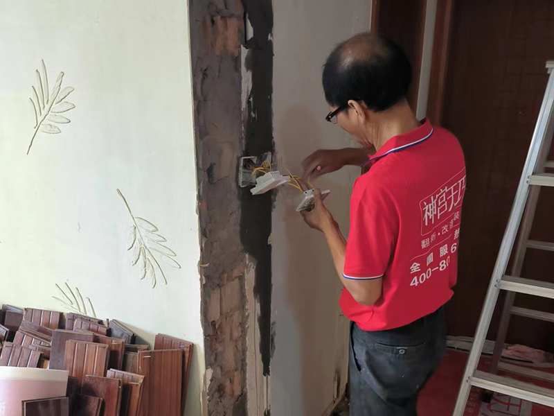 130平精裝房簡單翻新 無錫臥室墻壁 過道墻面 廚衛吊頂 局部翻新改造 