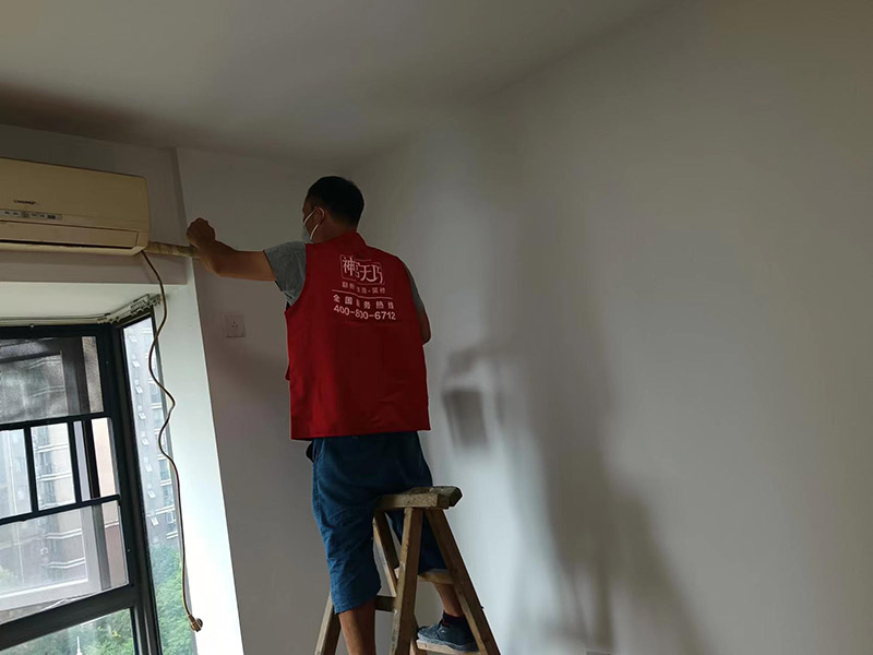 一般墻面刷漆多少錢一平方？神宮天巧教您看懂墻面裝修造價(圖2)