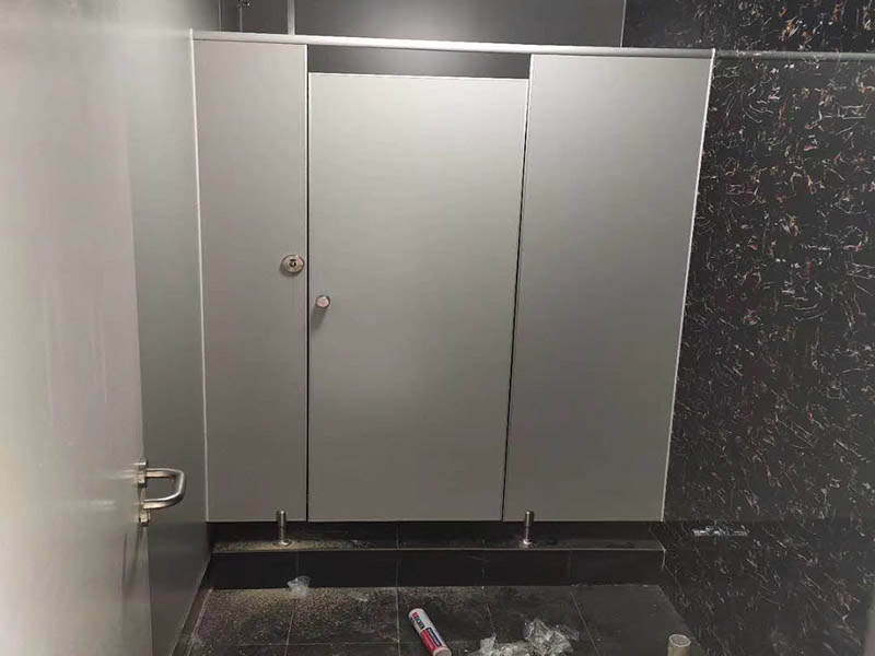 衛生間墻面返潮掉皮怎么處理？(圖1)