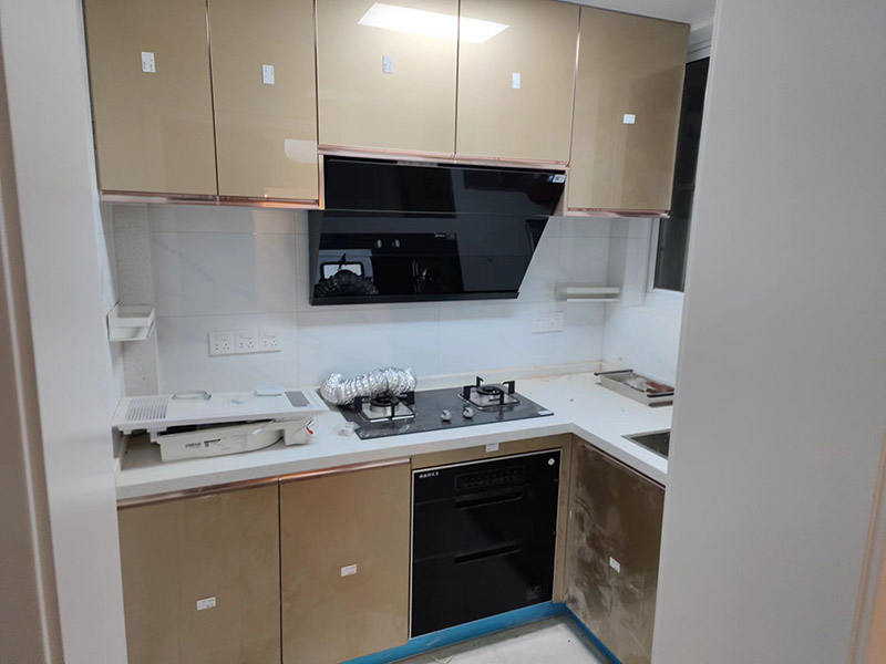 廚房瓷磚選什么顏色比較好呢？(圖1)