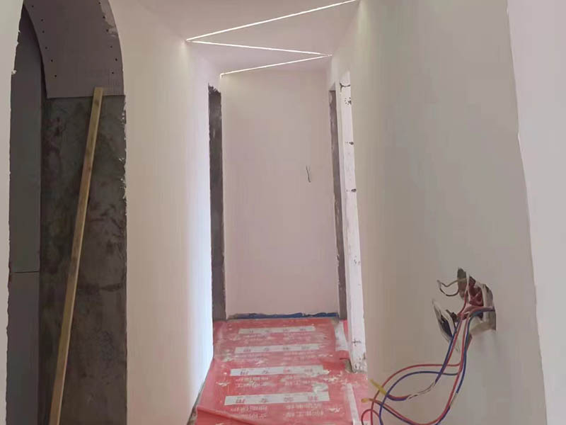 墻面發霉脫皮怎么處理修復(圖1) 墻面發霉脫皮怎么處理修復(圖1)