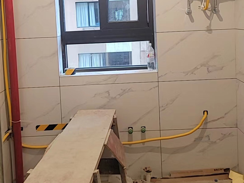 如果地磚需要更換,如何保護墻體不受損傷(圖2) 如果地磚需要更換,如何保護墻體不受損傷(圖2)